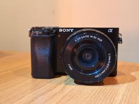 Sony A6000 Neveikiantis + Sony 16-50mm kit lens