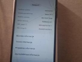 Samsung A12 naudotas veikiantis suskilęs . Be dež