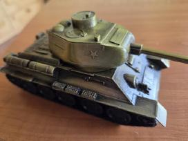 T-34, Pantera V
