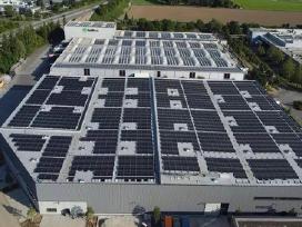 Saulės elektrinių montuotojų komanda ieško darbo!