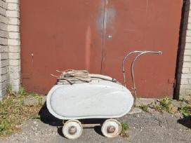 Antikvarinis vežimėlis