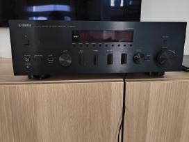 Stiprintuvas Yamaha R-n803d