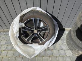 Opel Insignia lieti ratai su žieminėm padangom