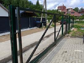 5metru vartai su varteliais ir stulpais.200€