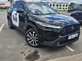 Ieškomi pavežėjai taksi vairuotojai