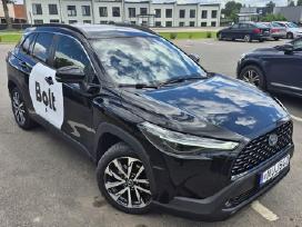 Ieškomi pavežėjai taksi vairuotojai