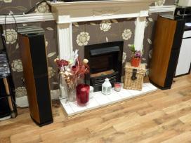 Jamo D570 Floor Standing Speakers. Made in Denmark