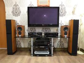 Jamo D590 Floor Standing Speakers. Made in Denmark