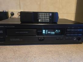 CD grotuvas Onkyo dx-710
