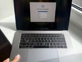 MacBook Pro 15" (2019) i9 16 GB RAM 500 GB SSD