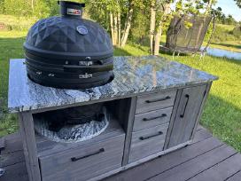 Kamado stalas iš degintos medienos, Kamado griliai