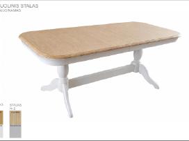 Klasikinis stalas