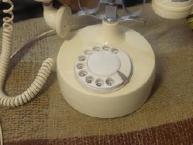 Retro telefonas