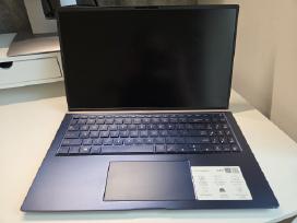 Asus Zenbook 15 Ux533