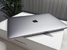 MacBook Pro 13 2020 i5 8gb/256gb Space Gray su dėž