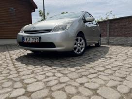 Toyota Prius atnaujinta baterija
