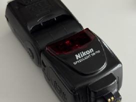 Nikon Speedlight SB-700 blykstė