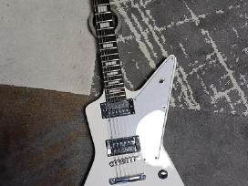 Elektrinė gitara Explorer