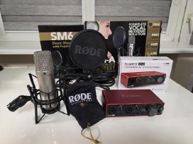 Focusrite Scarlett 2i2 + Rode Nt1-a