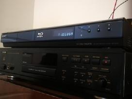 Sony Bdp-s350. Samsung Bd-c 7500 Blueray grotuvai