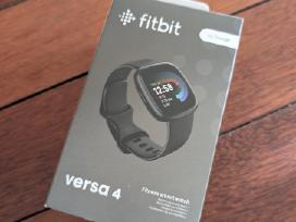 Fitbit Versa 4