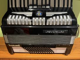 Universum Elegance 72 bosų