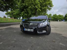 Opel insignia sedan