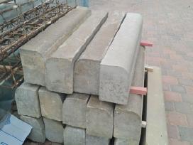 Betoniniai borteliai 100x15x22 cm