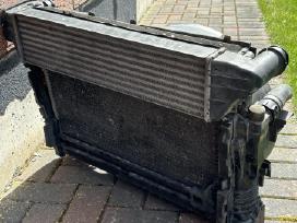 Radijatorius su interkuleriu