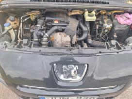 Parduodu automobilį