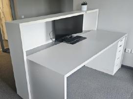 Parduodamas administratorės(iaus) stalas