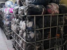 Dėvėti drabužiai urmu nuo 0,10 €/kg 100 kg