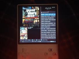 Sony PSP Ps1 ir kt retro emuletorius r36 ultra