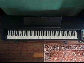 Parduodamas skaitmeninis pianinas Casio Celviano