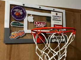 Spalding lankas su kamuoliu