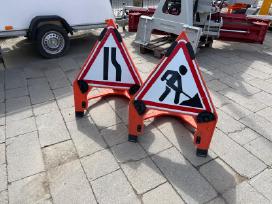 Kelio ženklai ir jų mobilūs rėmai naudoti
