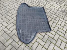 Toyota prius 3 guminis bagažinės kilimėlis