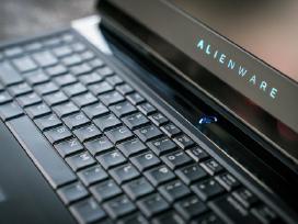 Dell Alienware 17 R4 + Naujas 007first Light