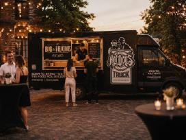 Food Truck - maisto vagonėlis šventėje! Rezervuok!