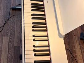 Skaitmeninis pianinas Yamaha P-225 W