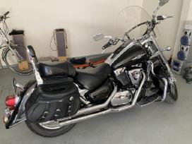 Parduočiau Suzuki intruder 1500