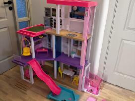Barbiu namas su baseinu Mattel firmos