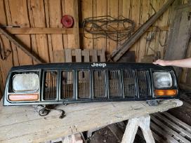 Jeep Cherokee Xj facelift priekis