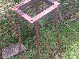 Stovas - staliukas įrenginiui - 72cm aukščio