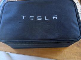 Visiškai naujas Tesla model Y kablys/komplektas