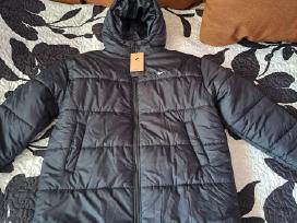Moteriška striukė nike nauja XL
