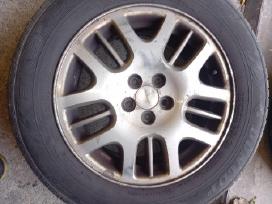 Subaru Outback 2005 ratlankiai su padangomis