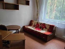 Išnuomojamas kambarys 3-ijų kambarių bute