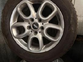 Mini cooper diskai su padangomis