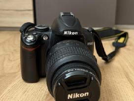 Nikon D5000